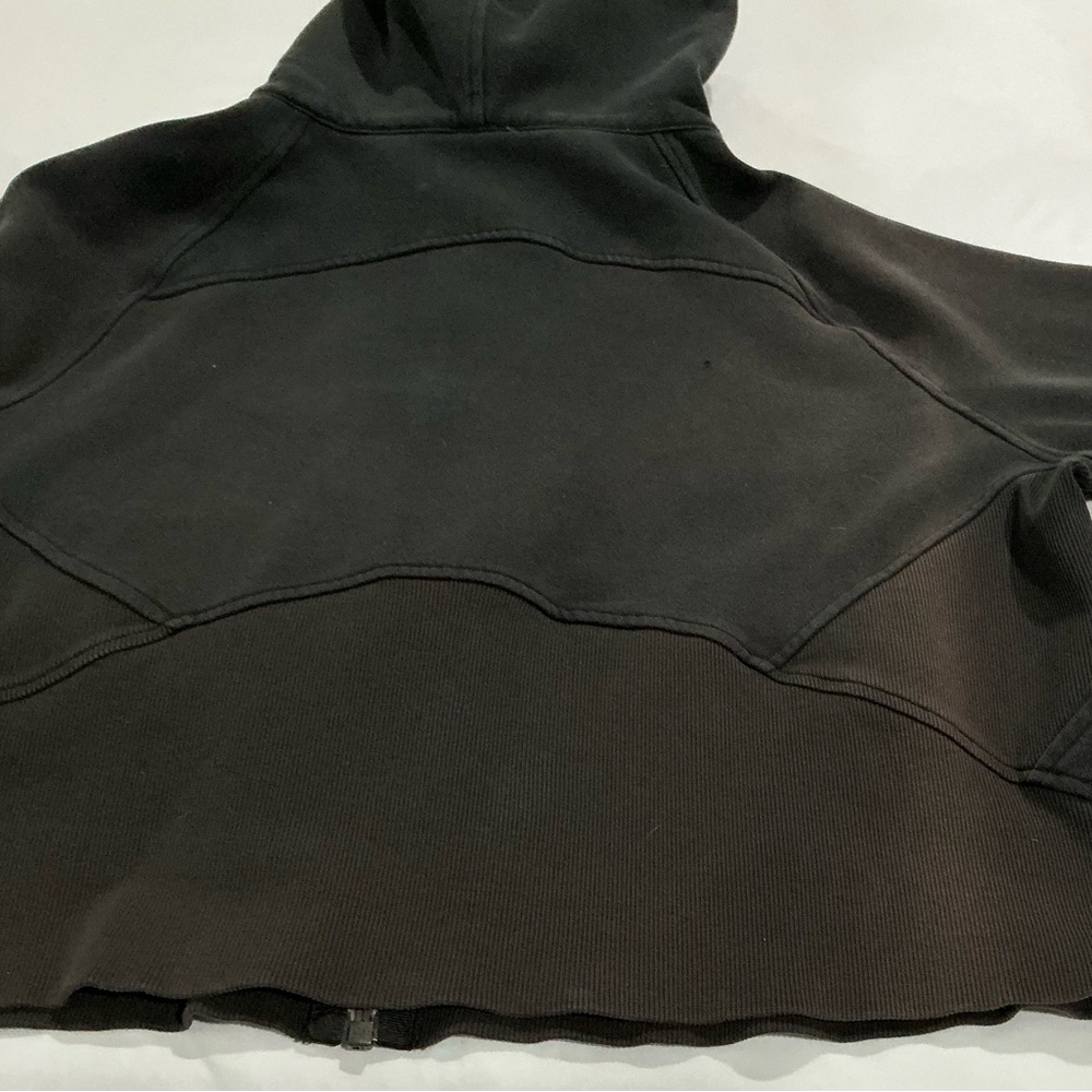 lululemon athletica Black Hooded Jacket - Picture 3 of 4